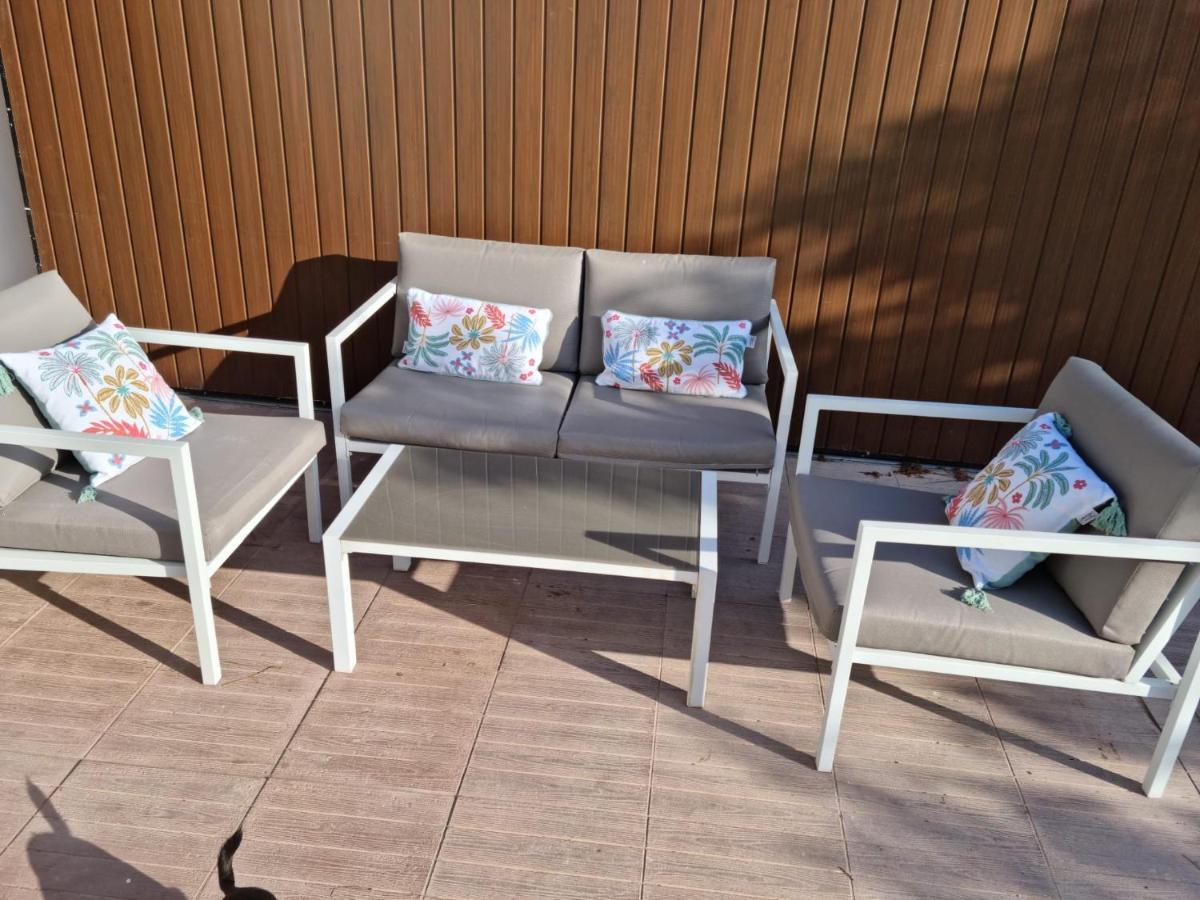 Guest House Ruceel Aroeira Almada Bagian luar foto